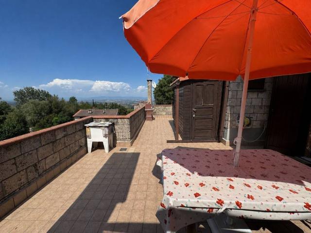 Appartamento in vendita a Sarteano, Toscana