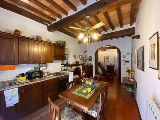 Appartamento in vendita a Sarteano, Toscana