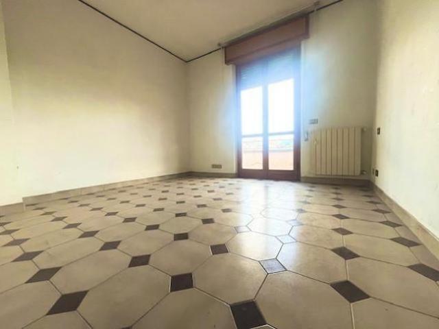 Appartamento in vendita a Sarzana, Liguria