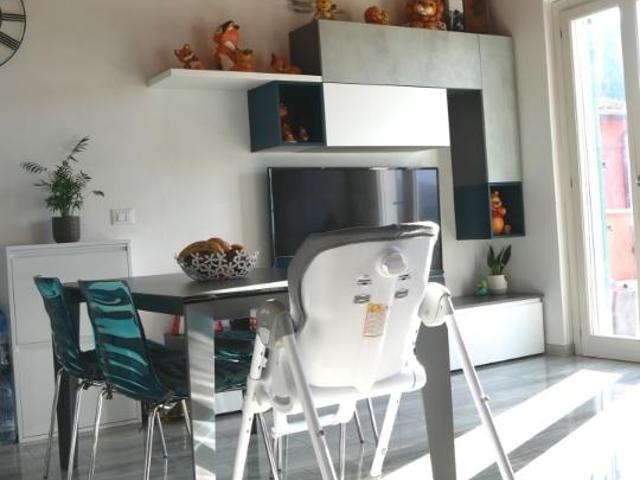 Appartamento in vendita a Sarzana, Liguria