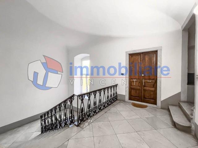 Appartamento in vendita a Sarzana, Liguria