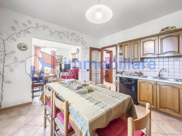 Appartamento in vendita a Sarzana, Liguria