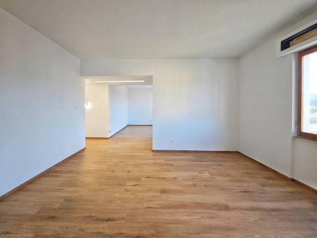 Appartamento in vendita a Bradia, Sarzana