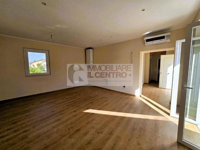Appartamento in vendita a Sarzana, Liguria