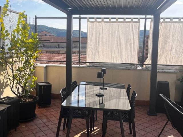 Appartamento in vendita a Sarzana, Liguria
