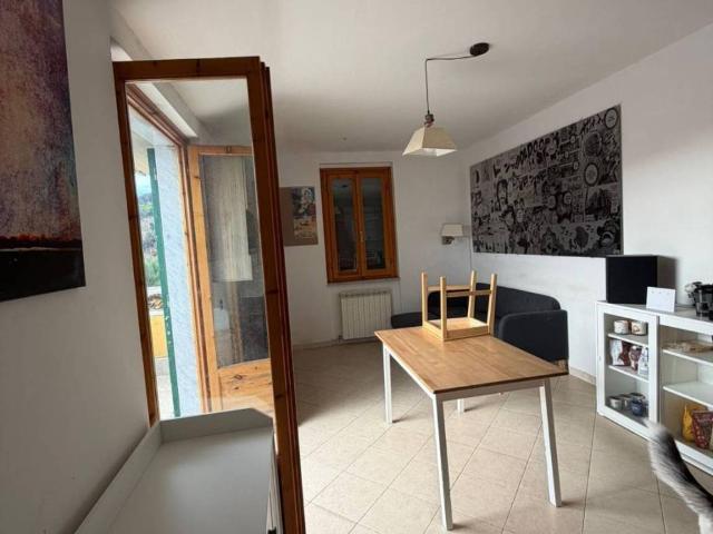Appartamento in vendita a Nave, Sarzana