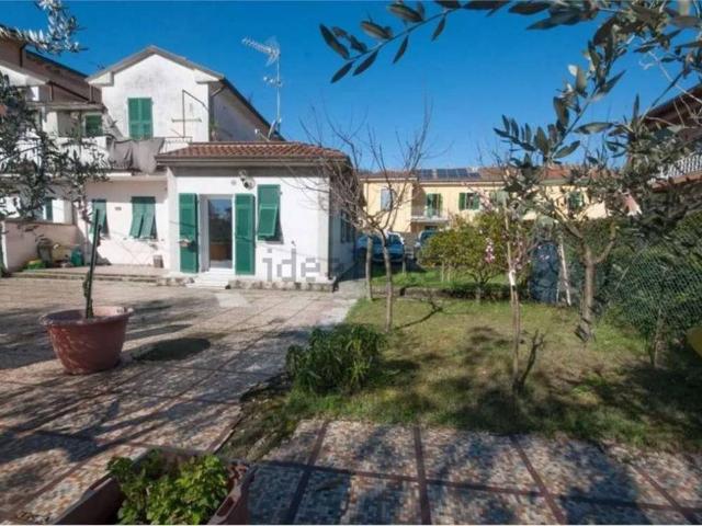 Appartamento in vendita a Nave, Sarzana