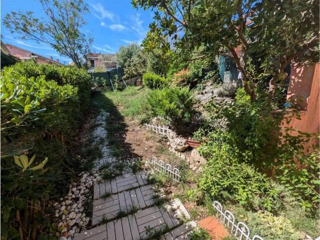 Appartamento in vendita a Sarzana, Liguria
