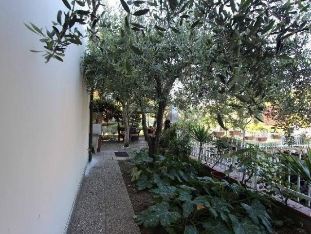 Appartamento in vendita a Sarzana, Liguria