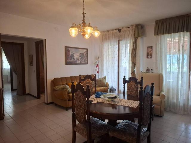 Appartamento in vendita a Olmo, Sarzana