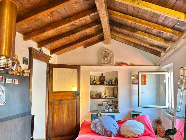 Appartamento in vendita a Sarzana, Liguria
