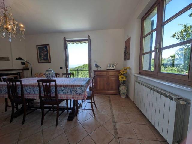 Appartamento in vendita a Sarzana, Liguria