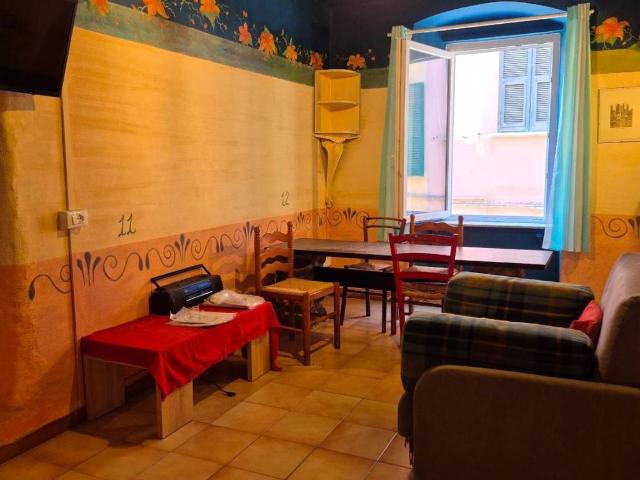 Appartamento in vendita a Sarzana, Liguria
