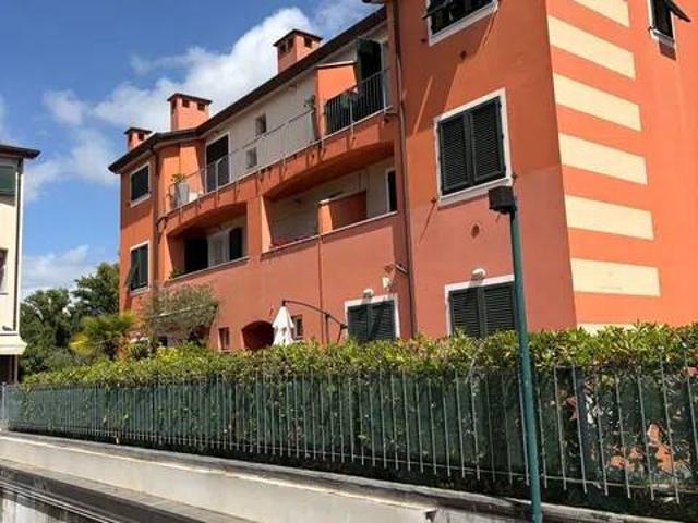 Appartamento in vendita a Olmo, Sarzana