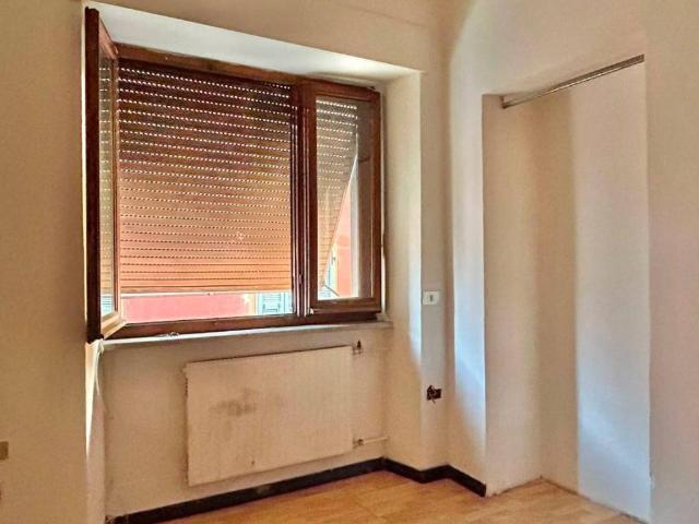 Appartamento in vendita a Sarzana, Liguria