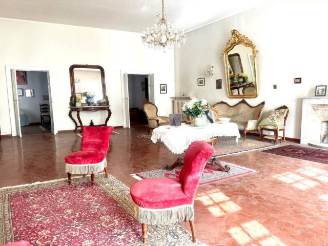 Appartamento in vendita a Cappuccini, Cala Di Volpe