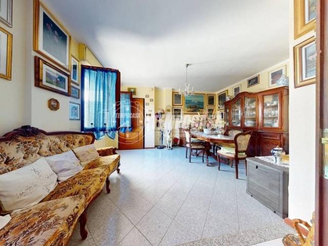 Appartamento in vendita a Cappuccini, Cala Di Volpe