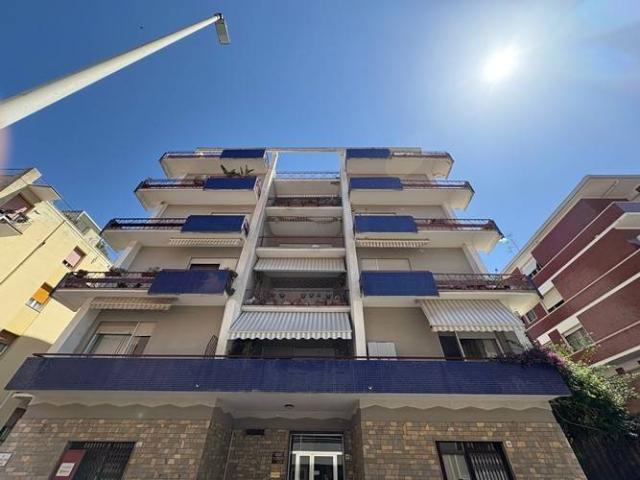 Appartamento in vendita a Cappuccini, Cala Di Volpe