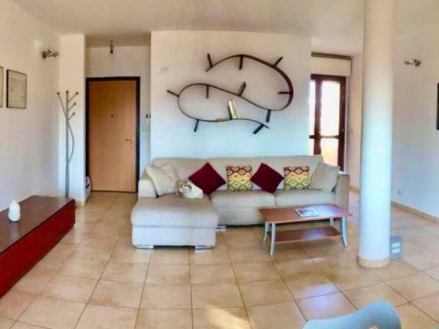 Appartamento in vendita a Carbonazzi, Cala Di Volpe