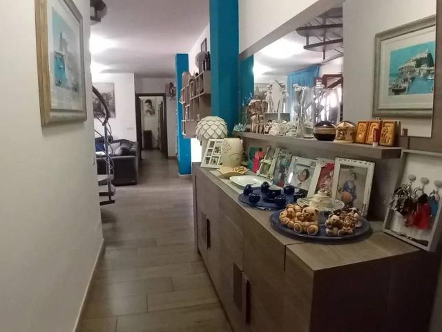 Appartamento in vendita a Monte Rosello, Cala Di Volpe