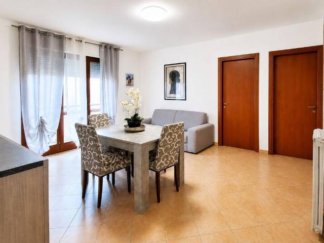 Appartamento in vendita a Predda Niedda, Cala Di Volpe