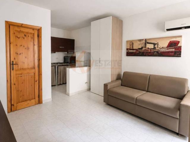Appartamento in vendita a Cappuccini, Cala Di Volpe