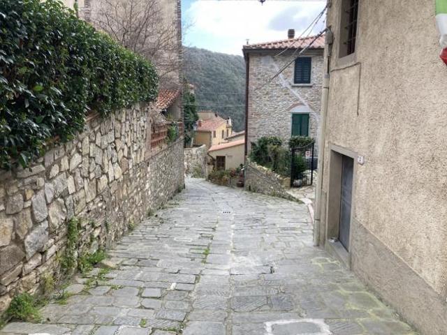 Appartamento in vendita a Sassetta, Toscana