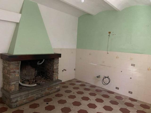 Appartamento in vendita a Sassetta, Toscana