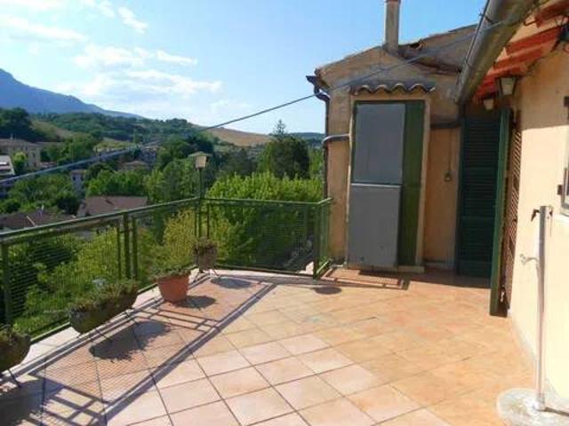 Appartamento in vendita a Castello, Marche