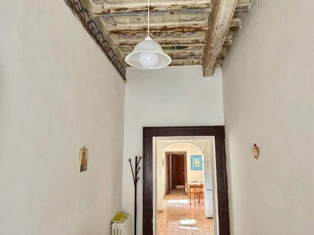 Appartamento in vendita a Castello, Marche