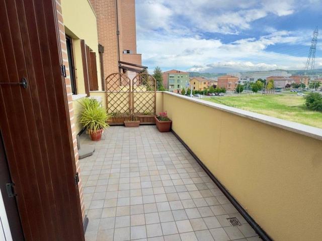 Appartamento in vendita a Unione dei comuni del Distretto Ceramico, Sassuolo