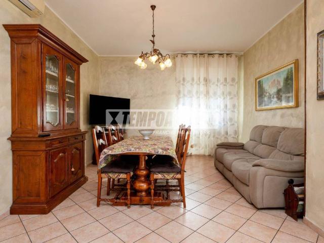 Appartamento in vendita a Unione dei comuni del Distretto Ceramico, Sassuolo