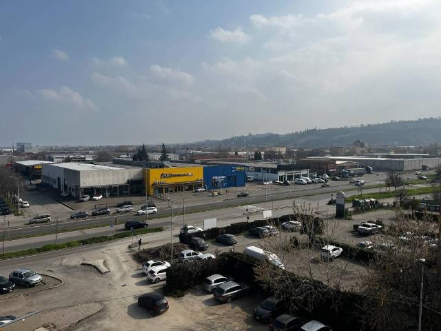 Appartamento in vendita a Unione dei comuni del Distretto Ceramico, Sassuolo
