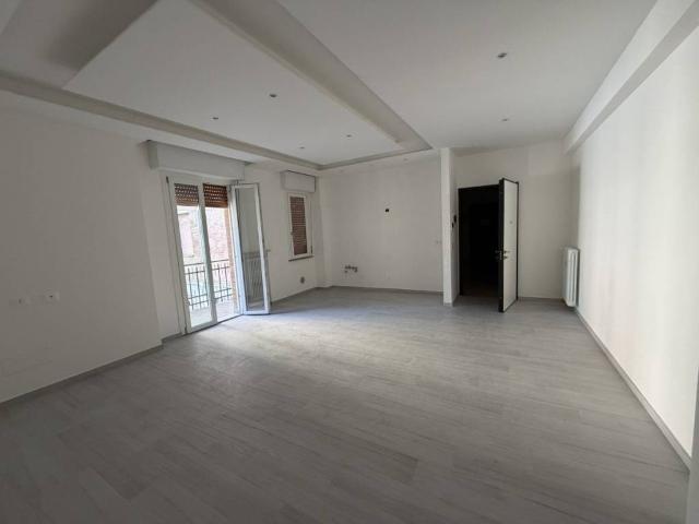 Appartamento in vendita a Unione dei comuni del Distretto Ceramico, Sassuolo