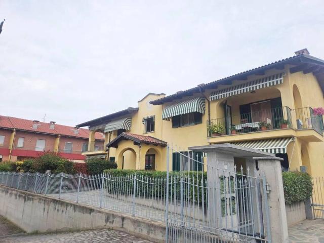 Appartamento in vendita a Cascina Dentis, Piemonte