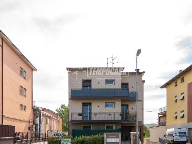 Appartamento in vendita a Unione di comuni Terre di Castelli, Savignano Sul Panaro