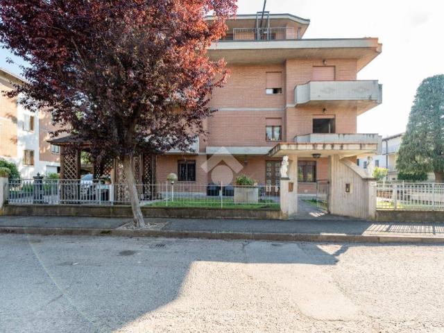 Appartamento in vendita a Unione di comuni Terre di Castelli, Savignano Sul Panaro