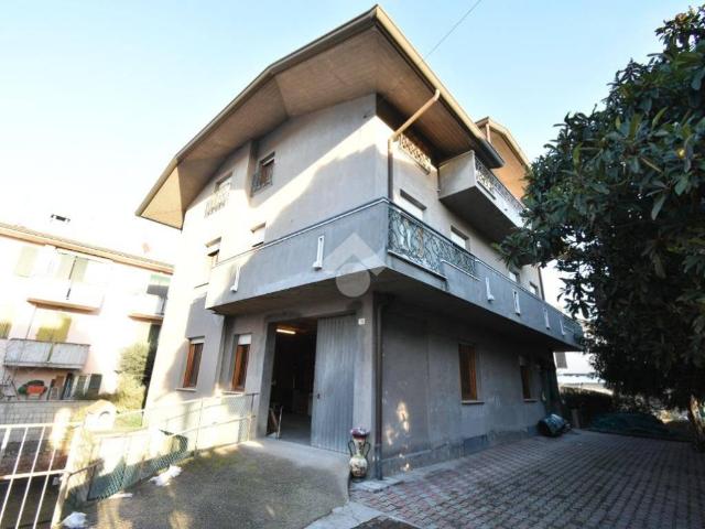 Appartamento in vendita a Savignano Sul Rubicone, Reggio Emilia
