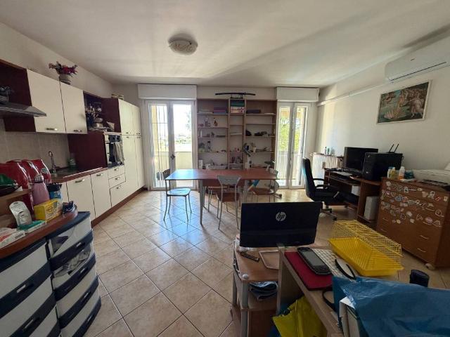 Appartamento in vendita a Savignano Sul Rubicone, Reggio Emilia