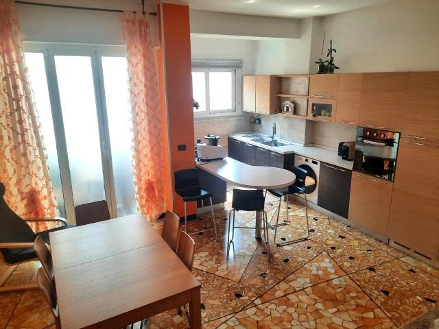 Appartamento in vendita a Oltreletimbro, Albisola Capo
