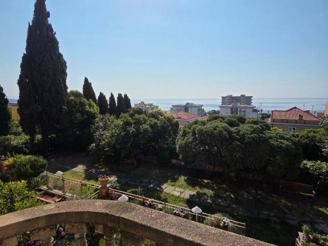 Appartamento in vendita a Albisola Capo, Liguria