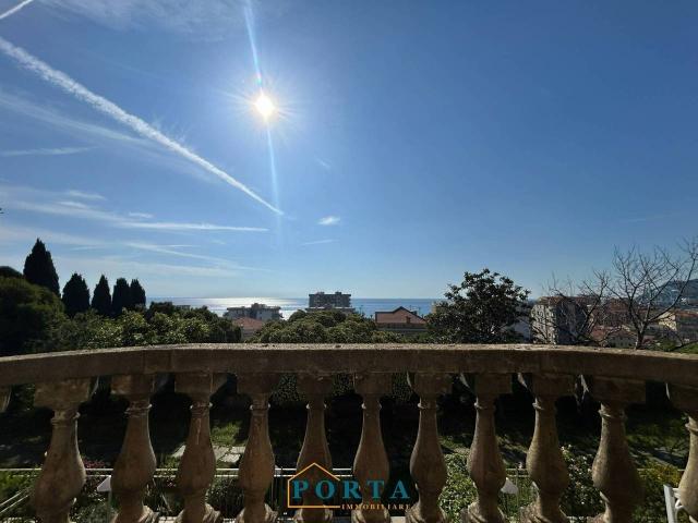 Appartamento in vendita a Albisola Capo, Liguria