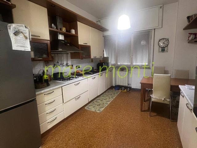 Appartamento in vendita a Oltreletimbro, Albisola Capo