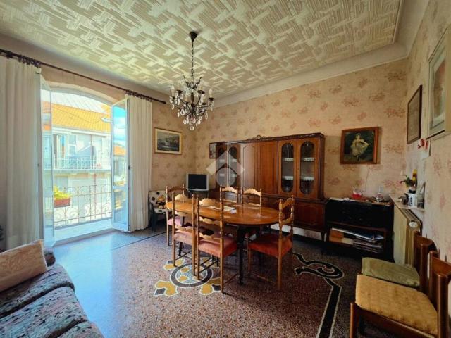 Appartamento in vendita a Oltreletimbro, Albisola Capo