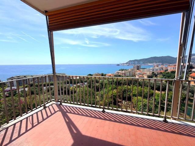 Appartamento in vendita a Albisola Capo, Liguria