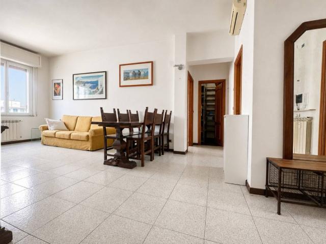 Appartamento in vendita a Oltreletimbro, Albisola Capo