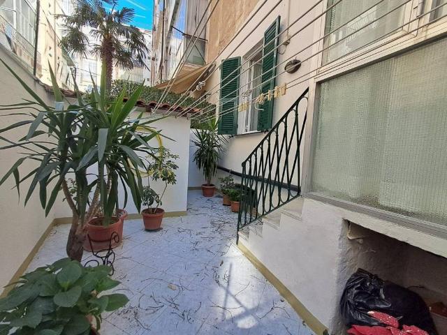 Appartamento in vendita a Oltreletimbro, Albisola Capo