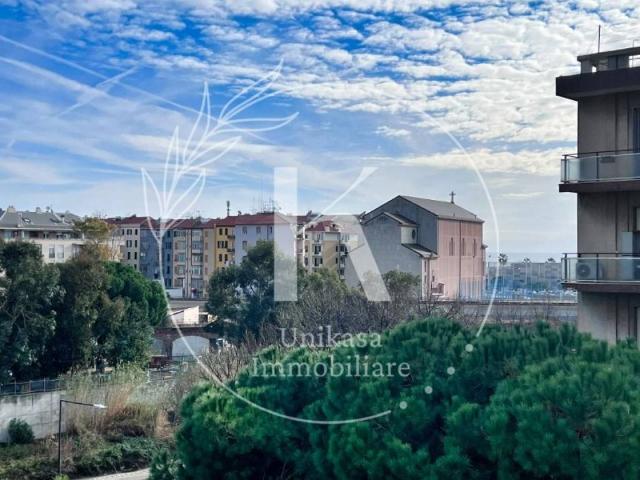 Appartamento in vendita a Oltreletimbro, Albisola Capo
