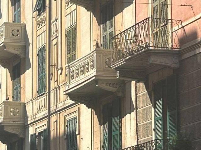 Appartamento in vendita a Oltreletimbro, Albisola Capo