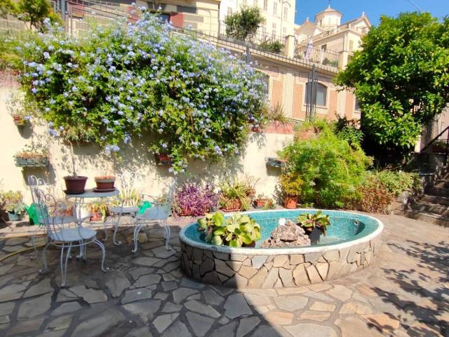 Villa Indipendente in vendita a Villetta, Albisola Capo
